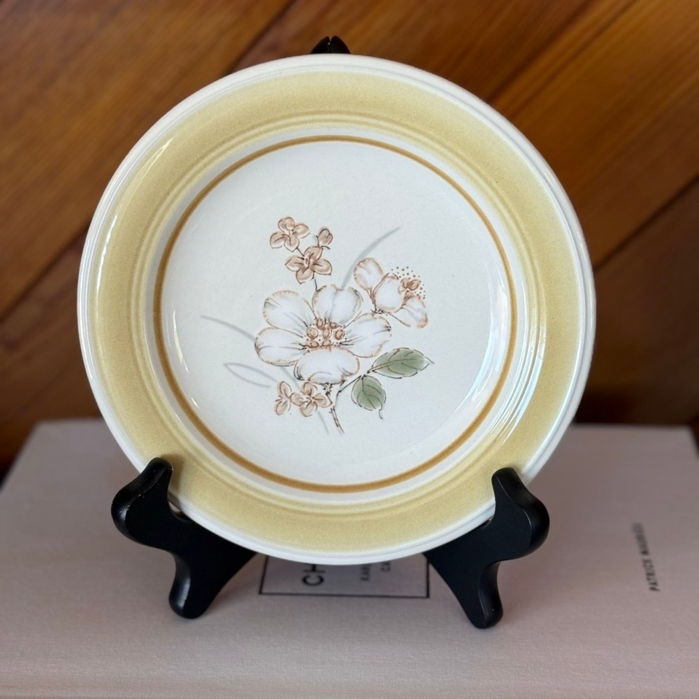 Vintage Impressions by Daniele Country Day Stoneware Bread Plates Set of 5 Japan
